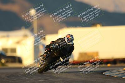 media/Dec-05-2025-CVMA Friday Practice (Fri) [[303bad9a84]]/3-Racer 3 (NRS)/Mock Race/